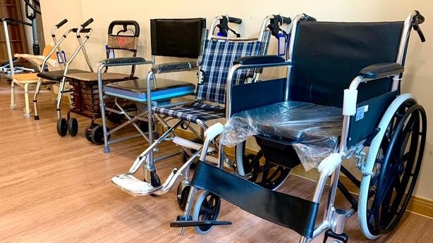 輕松享受晚年生活，養(yǎng)老輔具租賃助您一臂之力