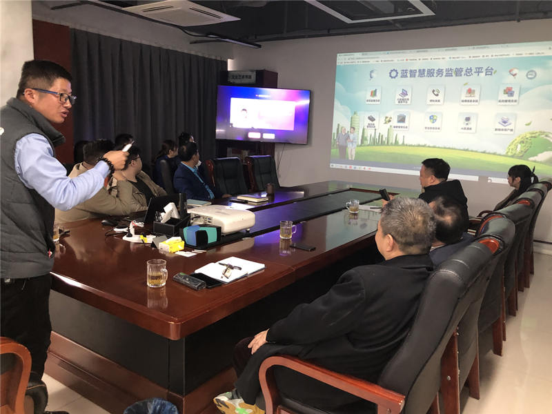 崇川區民政局領導來我公司視察指導